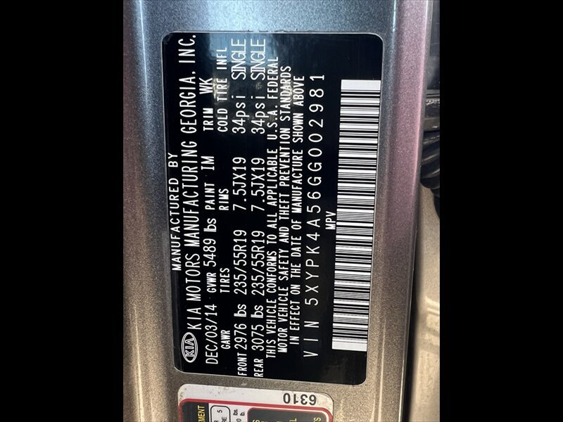 Used 2016 Kia Sorento SX FWD image 24