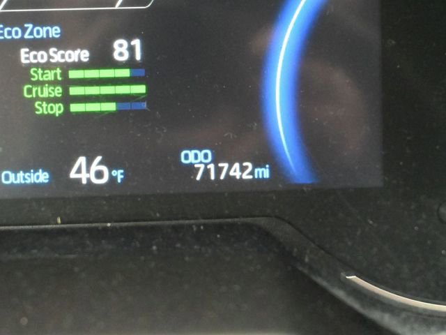 Used 2024 Toyota RAV4 LE AWD/4WD image 32