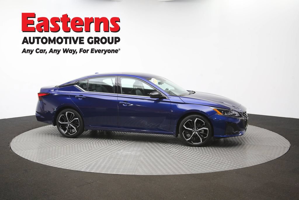 Used 2024 Nissan Altima 2.5 SR w/ SR Premium Package FWD image 48