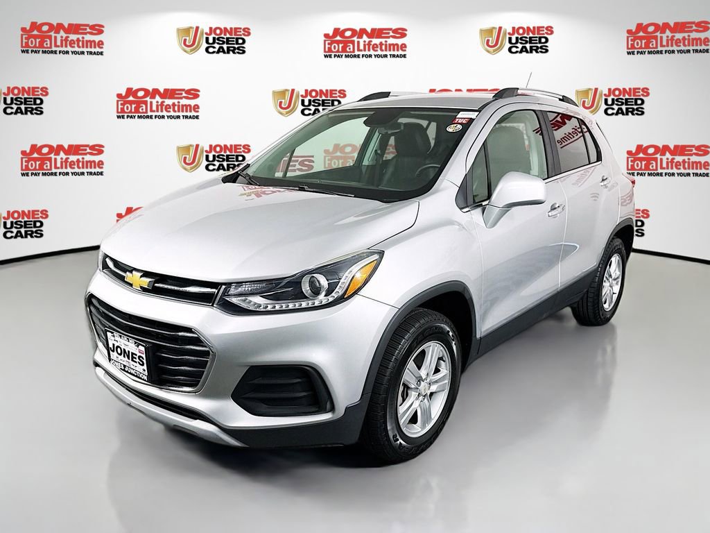 Used 2018 Chevrolet Trax LT w/ LT Convenience Package image 11