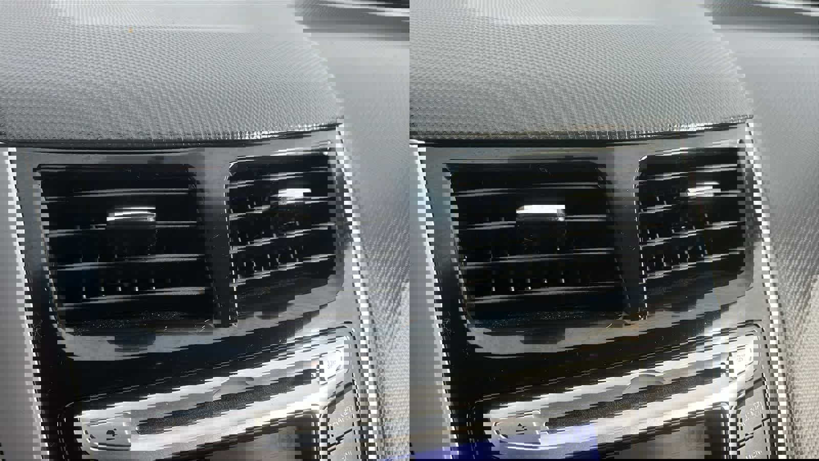 Used 2014 Hyundai Accent SE image 28