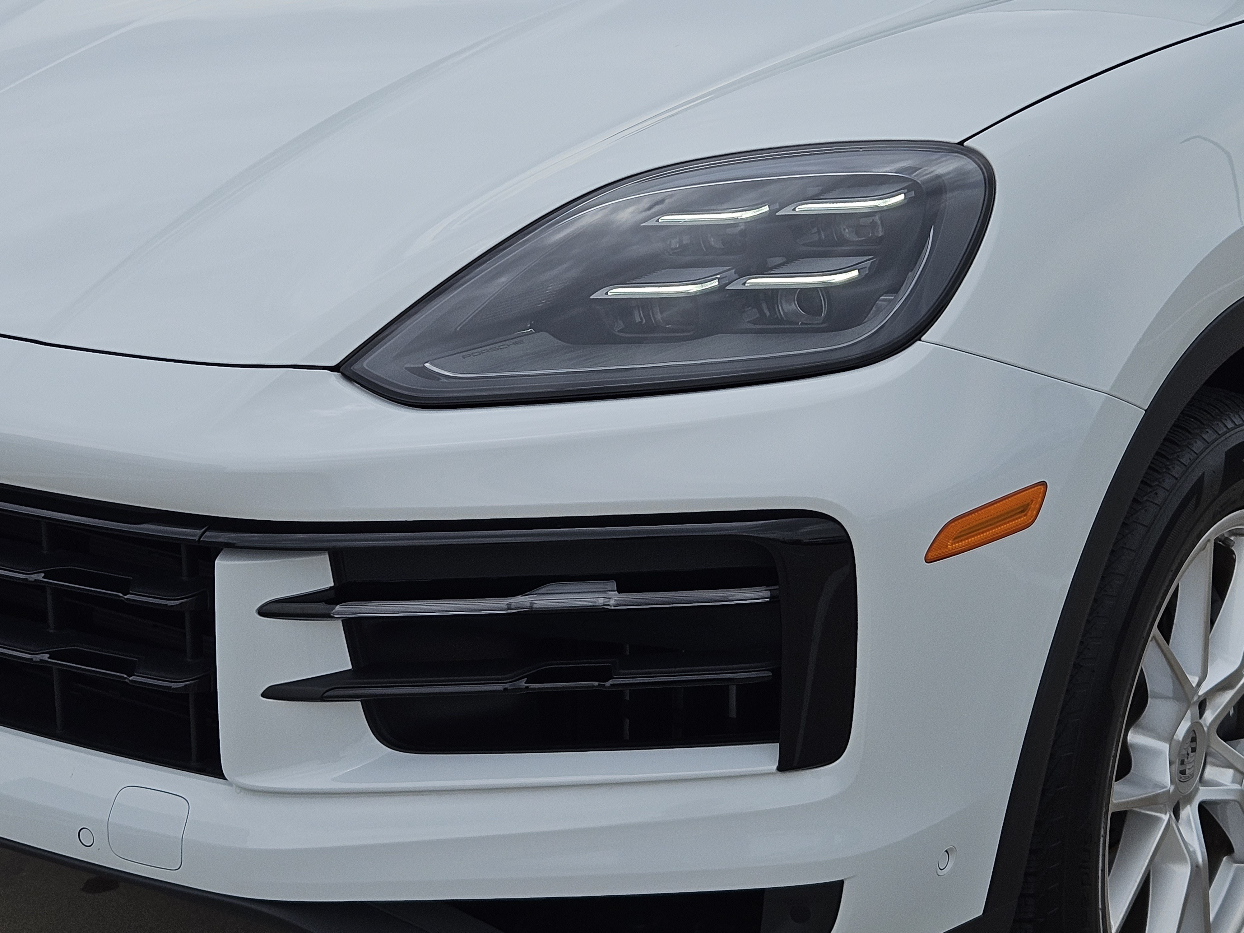 Certified 2026 Porsche Cayenne AWD/4WD image 12