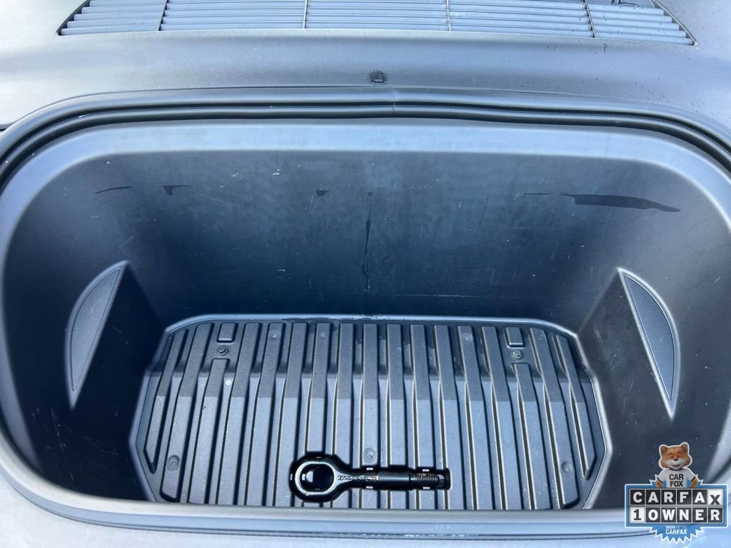 Used 2023 Tesla Model Y Long Range image 16