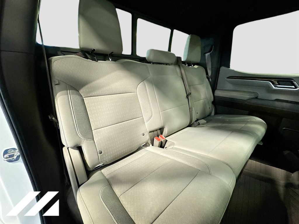 Used 2022 Chevrolet Silverado 1500 LT AWD/4WD image 28