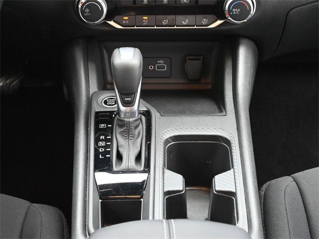 Used 2025 Nissan Sentra S image 28