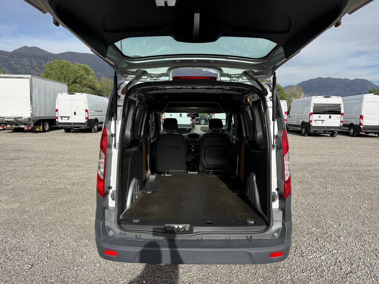 Used 2018 Ford Transit Connect XL FWD image 19