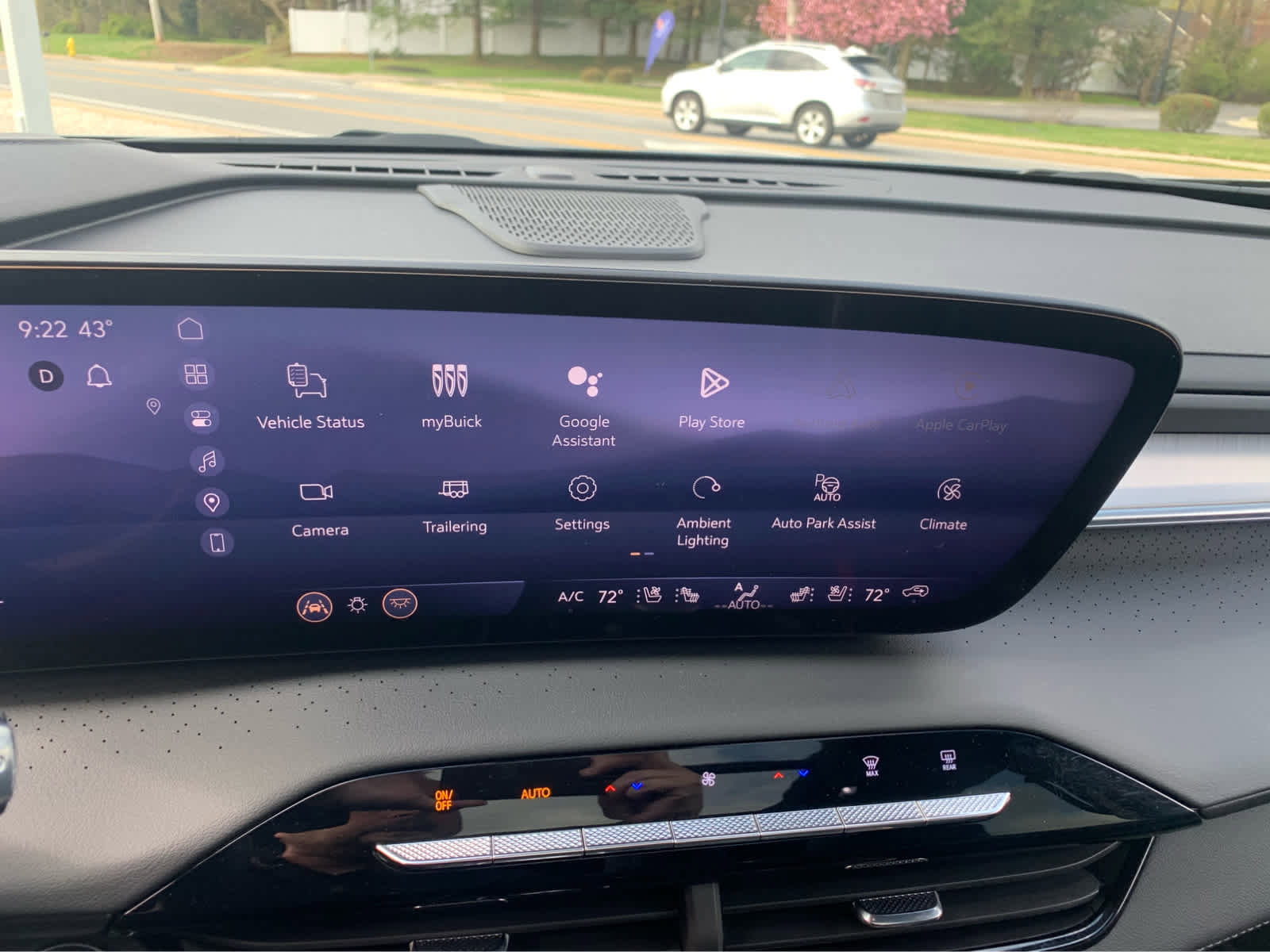 Used 2025 Buick Enclave Avenir w/ Super Cruise Package AWD/4WD image 18