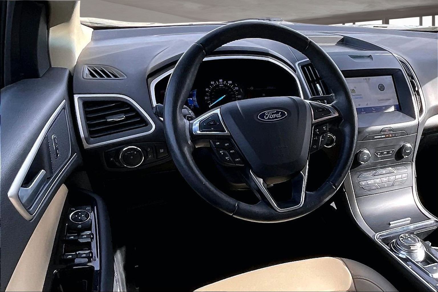 Used 2020 Ford Edge SEL w/ Cold Weather Package image 8
