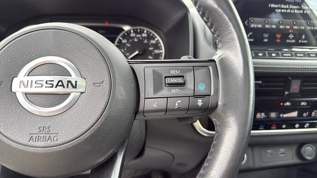 Used 2021 Nissan Rogue SL w/ Premium Package image 24