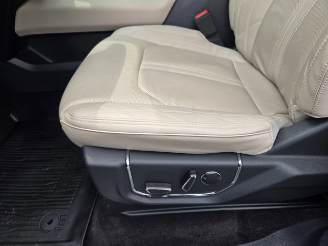 Certified 2023 Ford Expedition Max Platinum RWD image 23