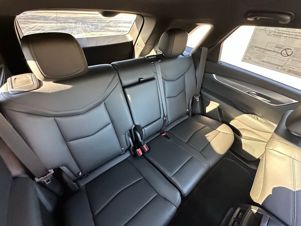 New 2026 Cadillac XT5 Luxury FWD image 17