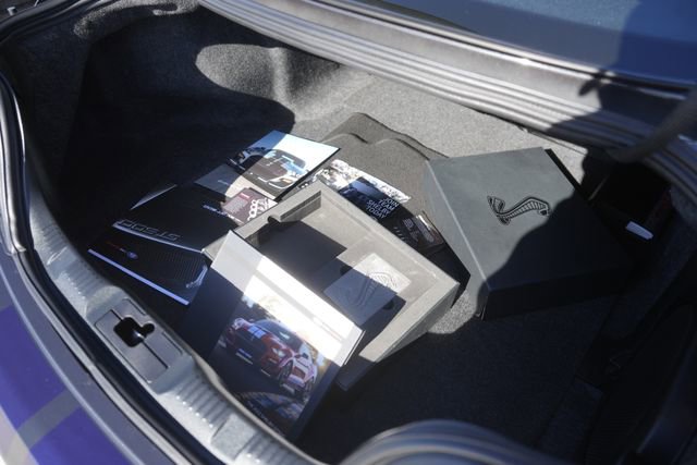 Used 2022 Ford Mustang Shelby GT500 w/ Technology Package image 31