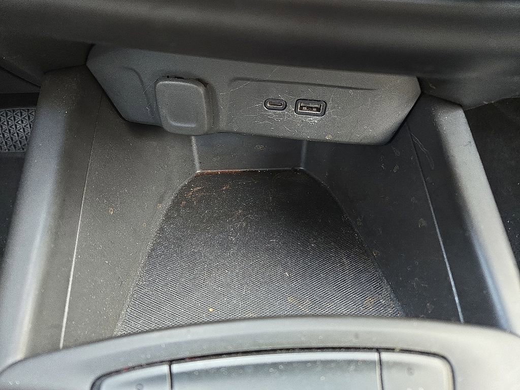 Used 2024 Chevrolet Trax LS w/ LS Convenience Package image 29