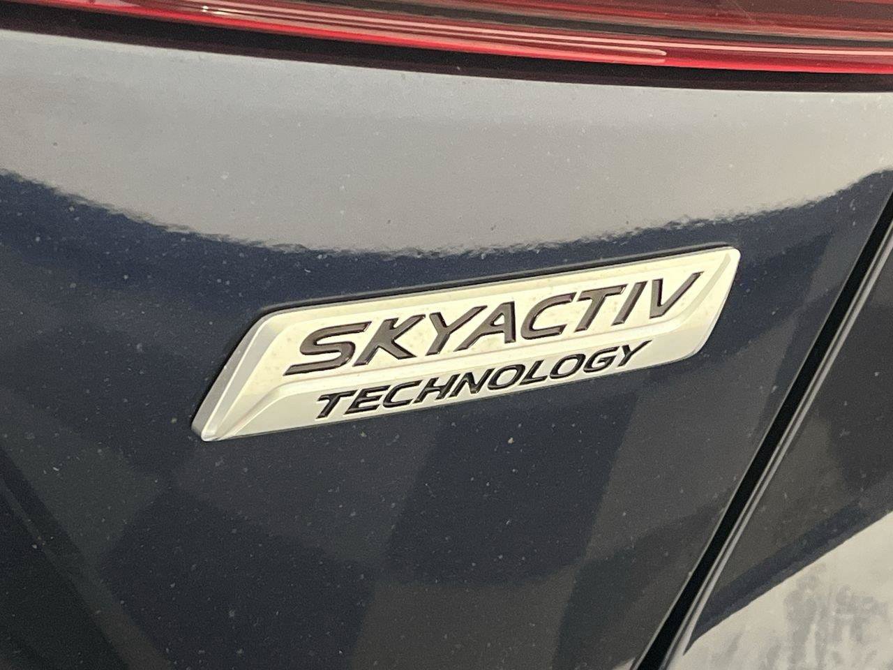 Used 2018 MAZDA MAZDA3 Touring FWD image 27