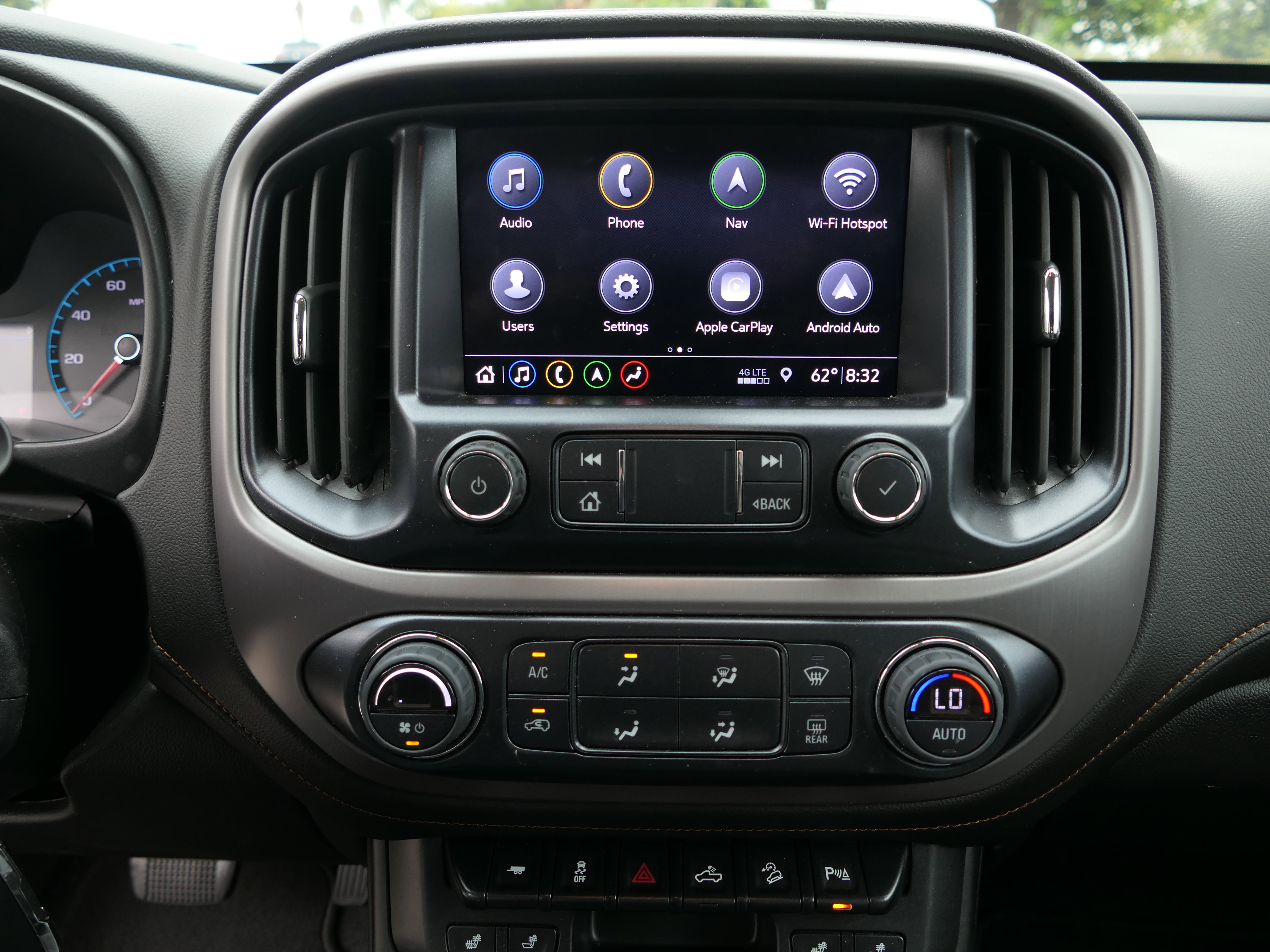 Used 2022 GMC Canyon AT4 image 20