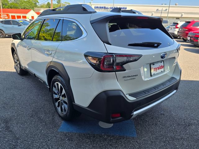 Used 2024 Subaru Outback Touring XT AWD/4WD image 32
