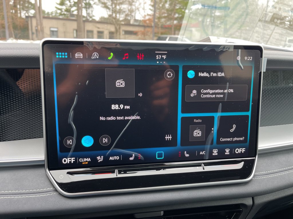 New 2026 Volkswagen Tiguan SE R-Line AWD/4WD image 8
