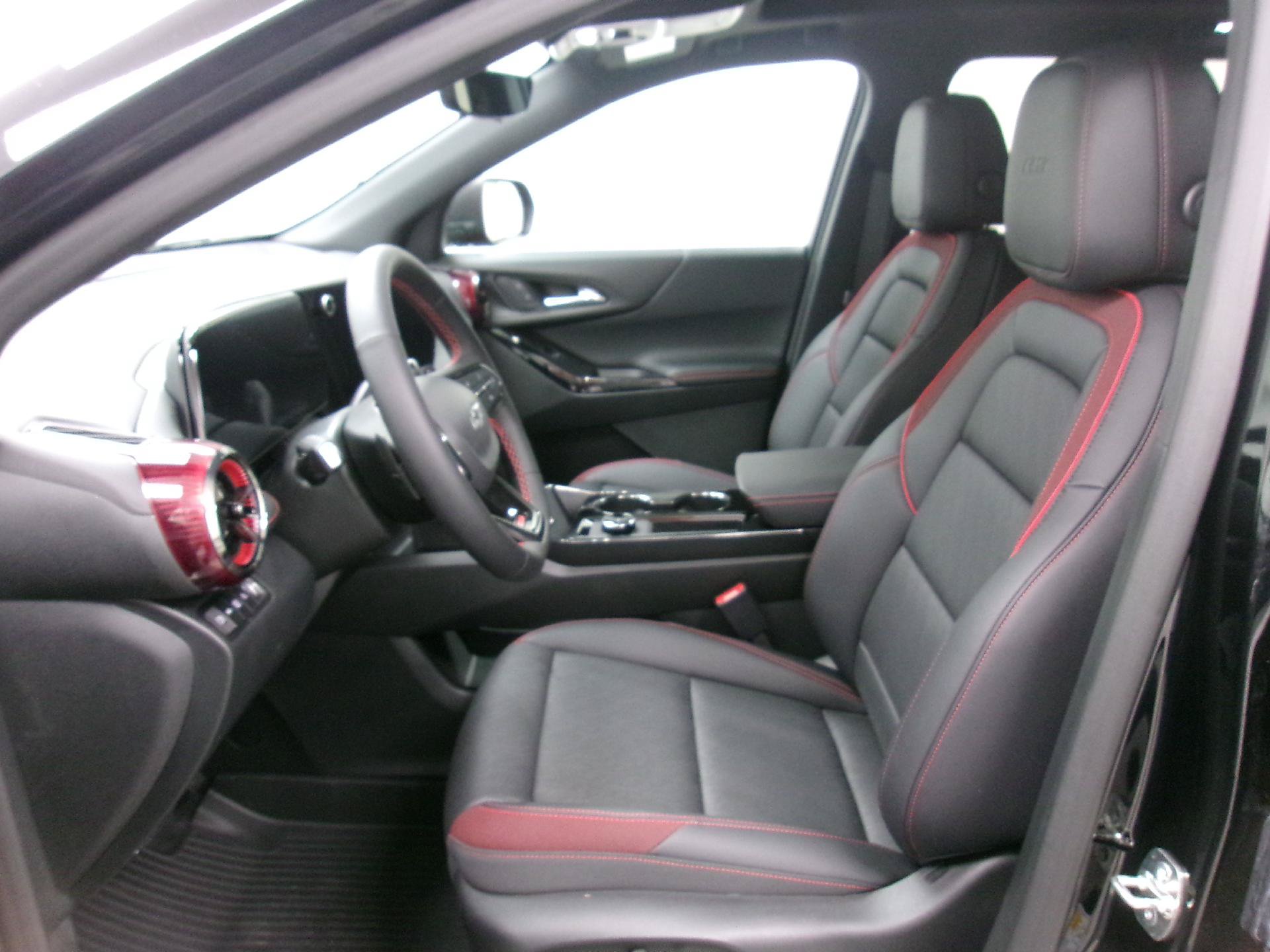 New 2027 Chevrolet Equinox RS w/ Safety and Technology Package AWD/4WD image 10