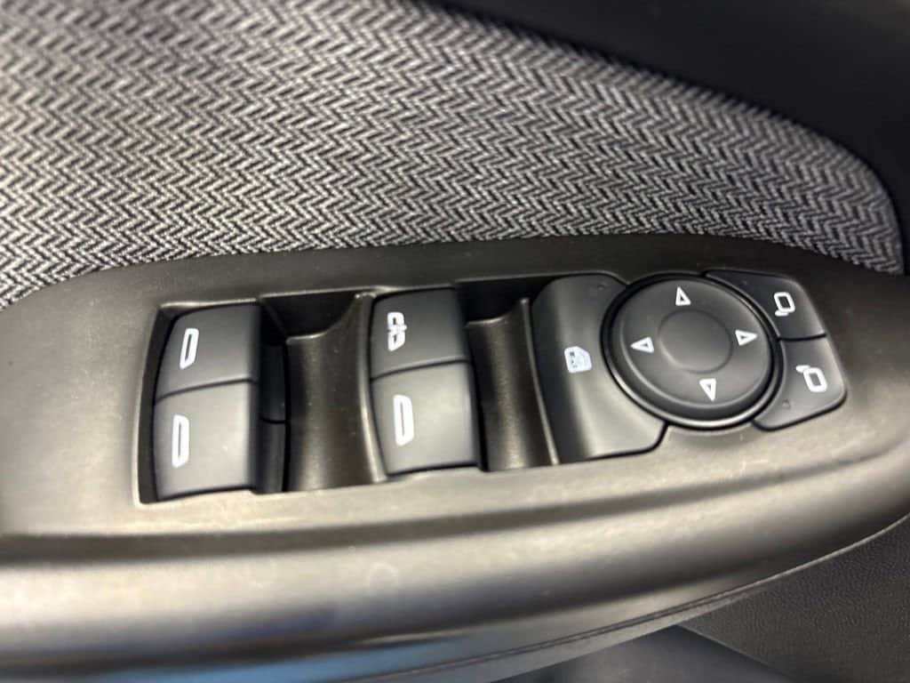 Certified 2022 Chevrolet TrailBlazer LT w/ Convenience Package AWD/4WD image 22