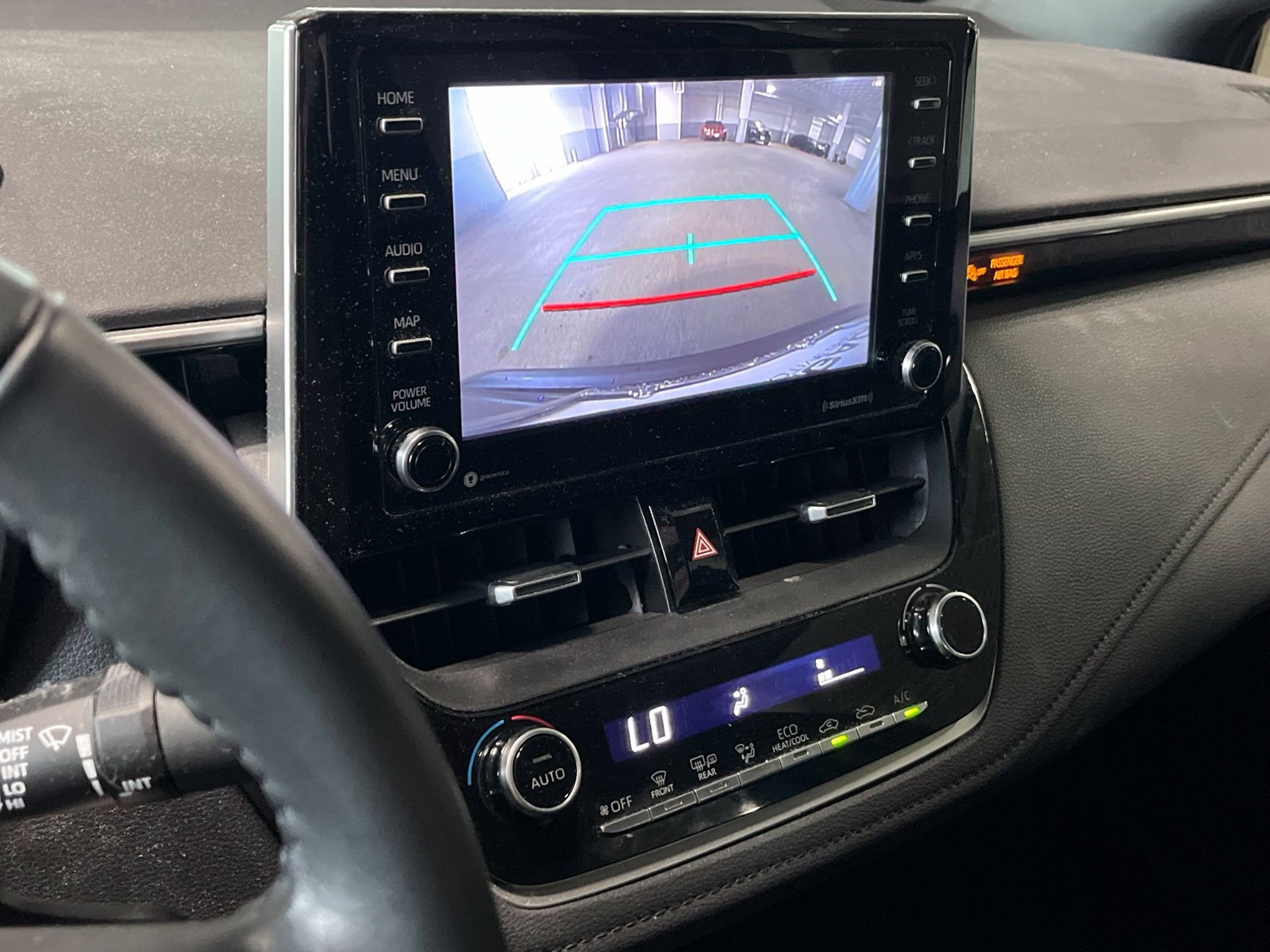 Used 2021 Toyota Corolla SE FWD image 19
