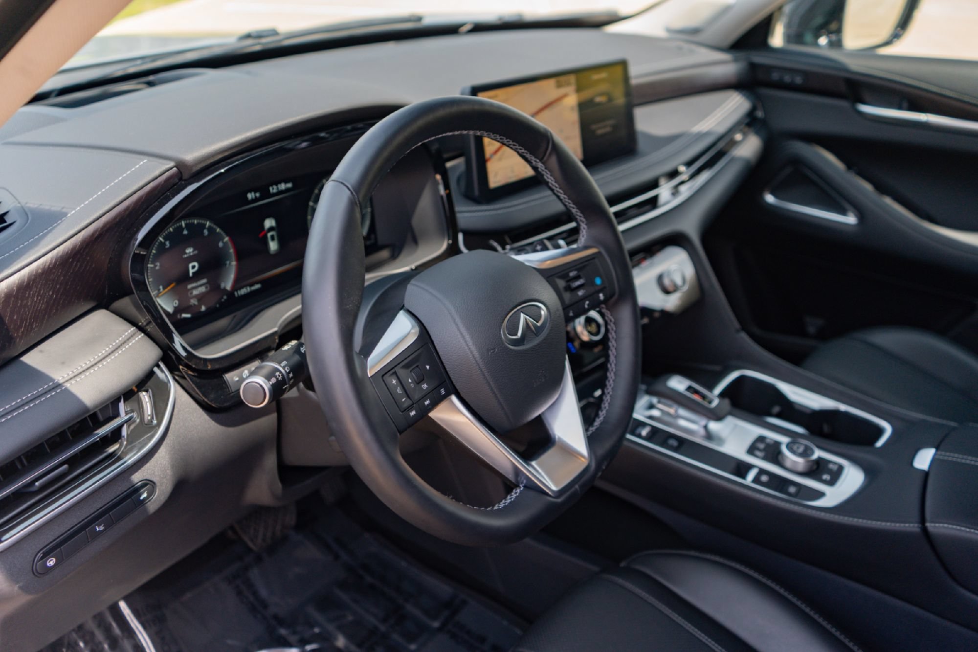 Certified 2025 INFINITI QX60 Sensory w/ Vision Package AWD/4WD image 9