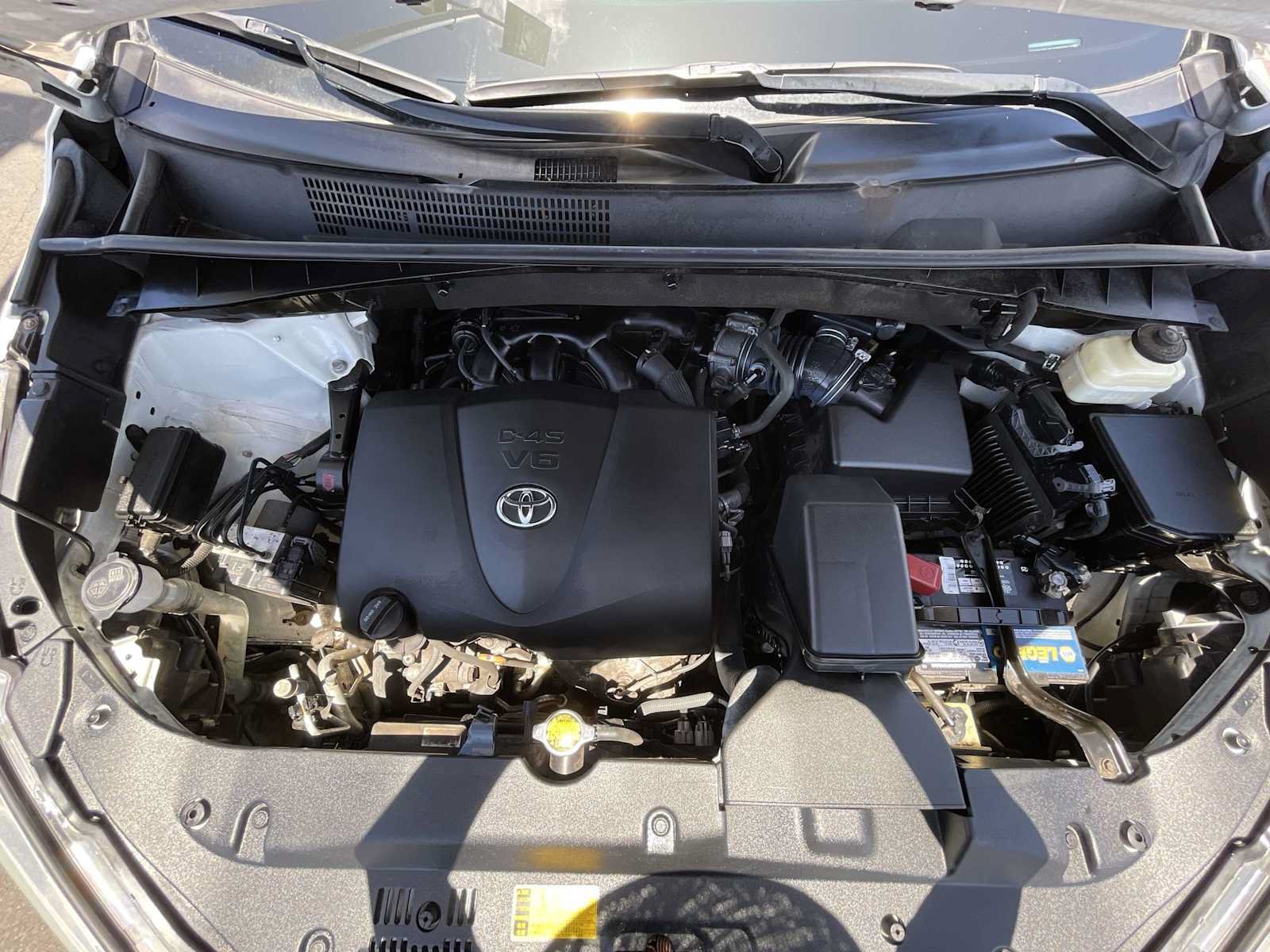 Used 2017 Toyota Highlander XLE FWD image 18