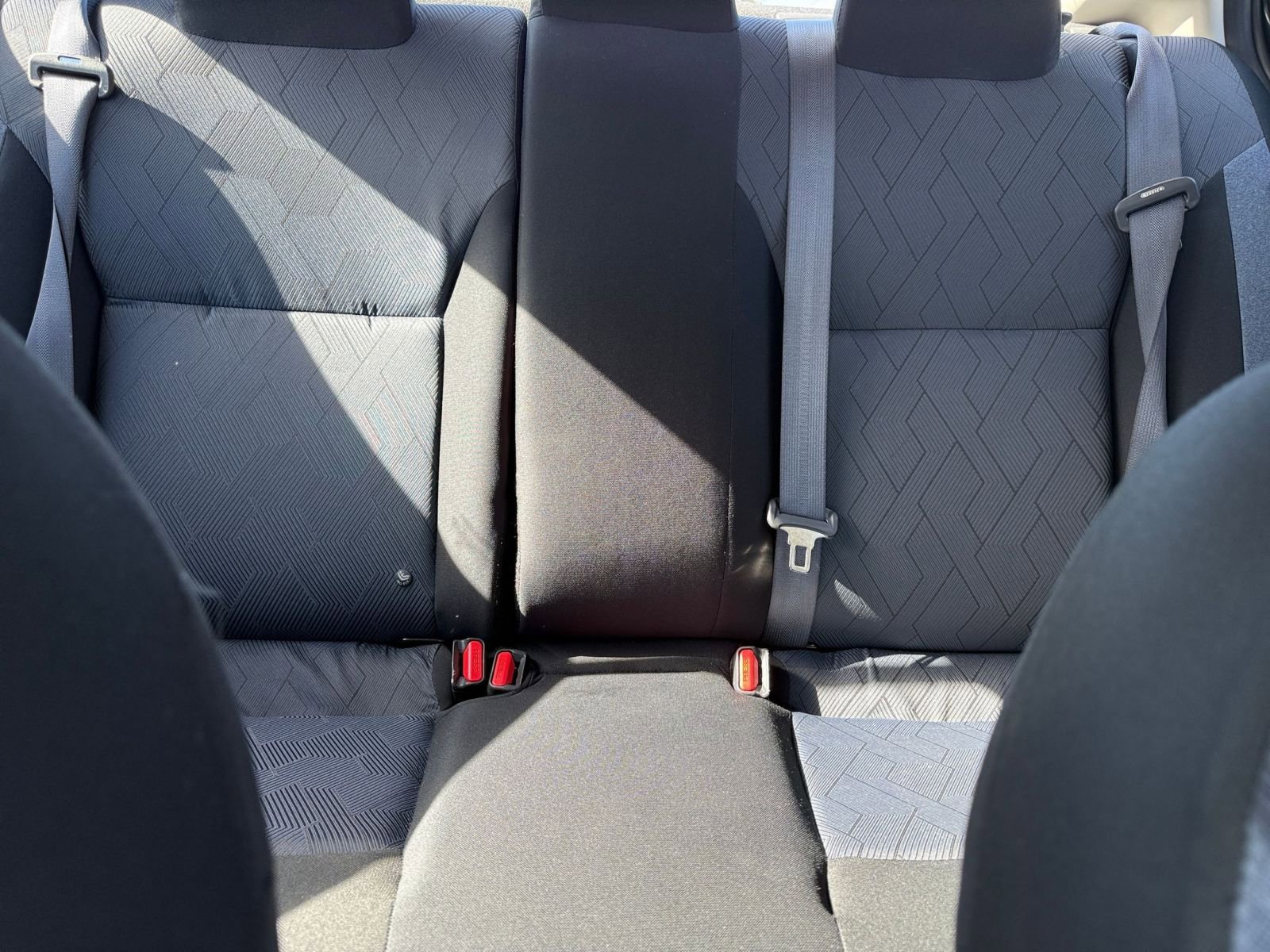 Used 2025 Nissan Versa SV image 38