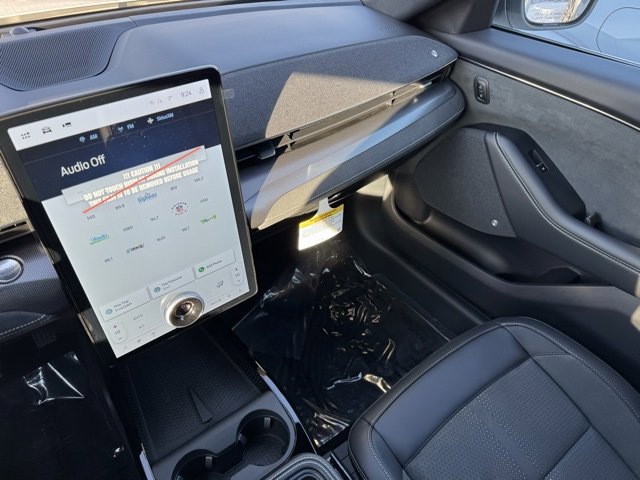 Certified 2025 Ford Mustang Mach-E GT image 23