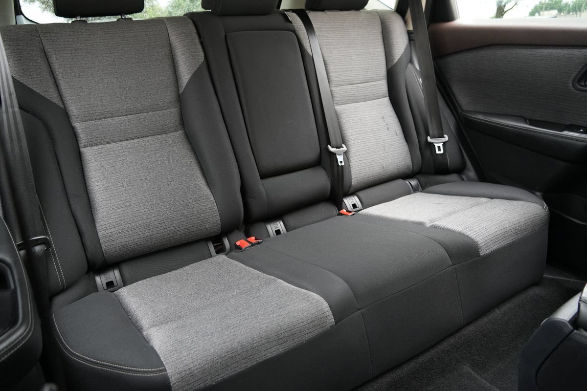 Used 2023 Nissan Rogue SV FWD image 10