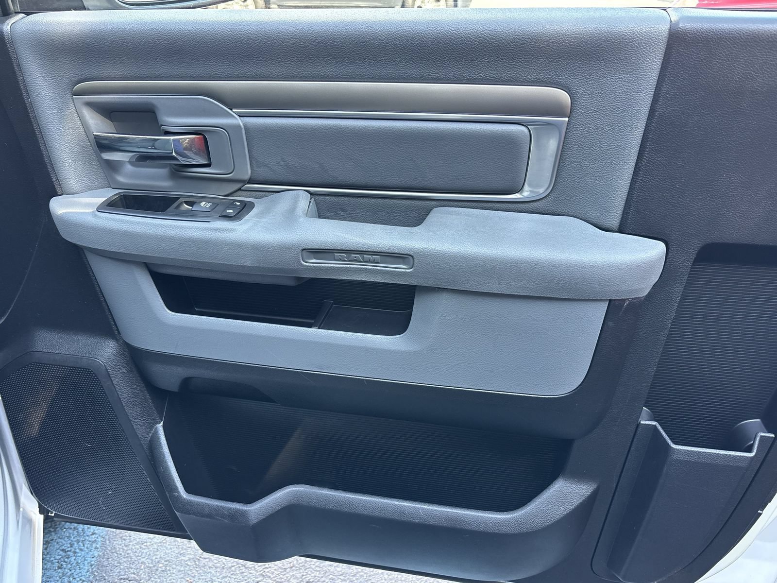 Used 2017 RAM 1500 Tradesman w/ Power & Remote Entry Group RWD image 25