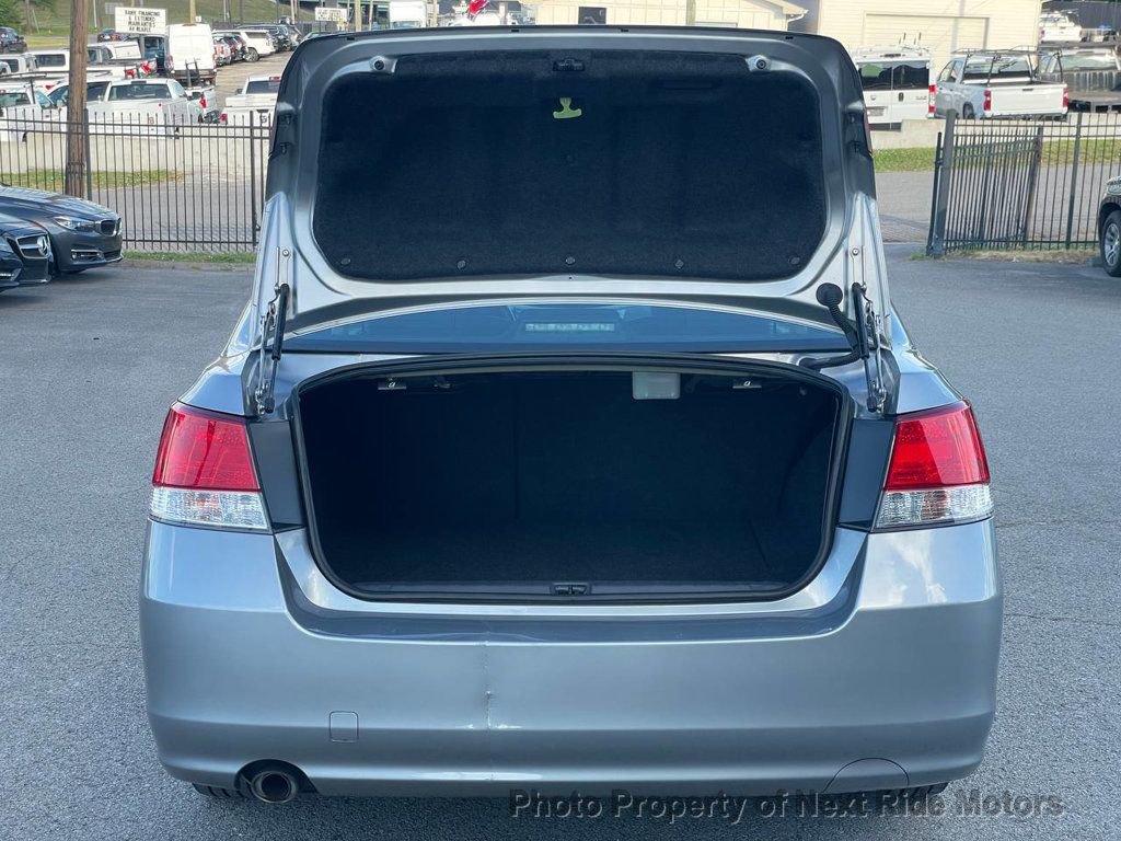 Used 2011 Subaru Legacy 2.5i Premium AWD/4WD image 24