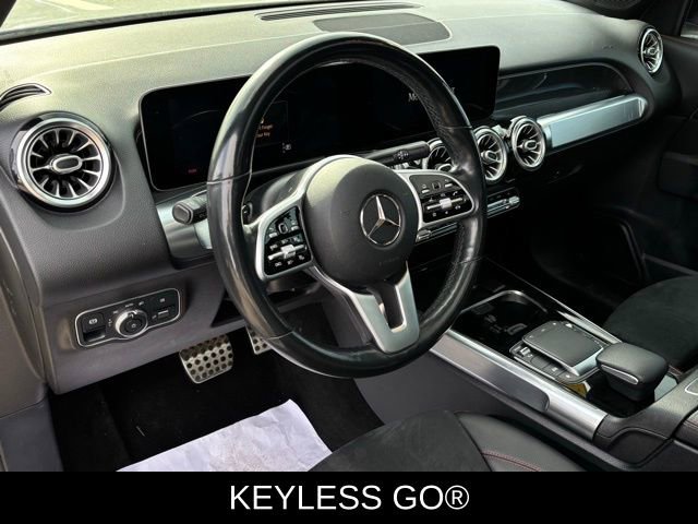 Used 2021 Mercedes-Benz GLB 250 4MATIC image 10