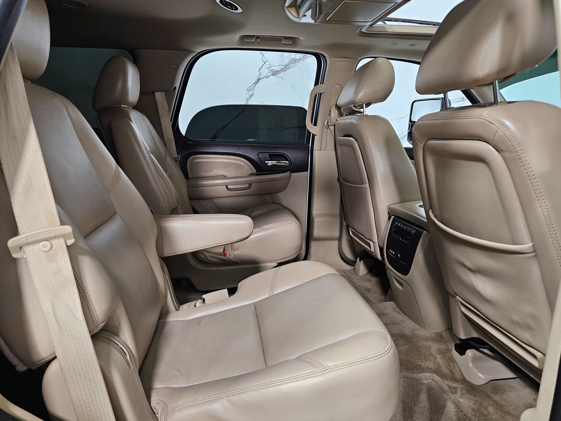 Used 2014 GMC Yukon Denali AWD/4WD image 44