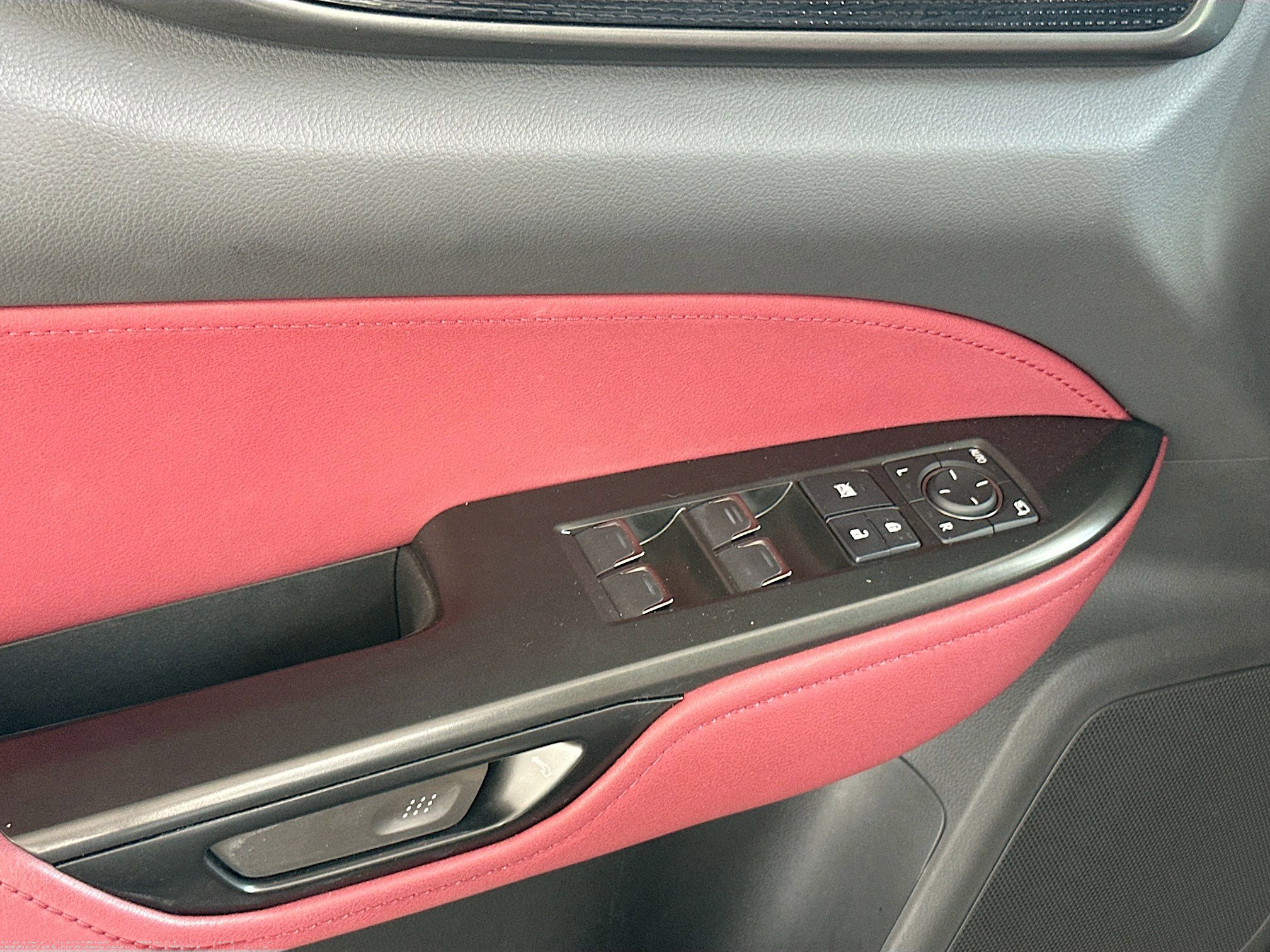 Used 2025 Lexus NX 250 FWD w/ Accessory Package (P2) image 17