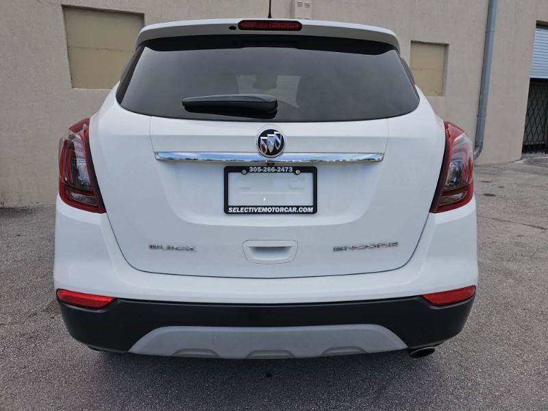 Used 2018 Buick Encore Preferred FWD image 2