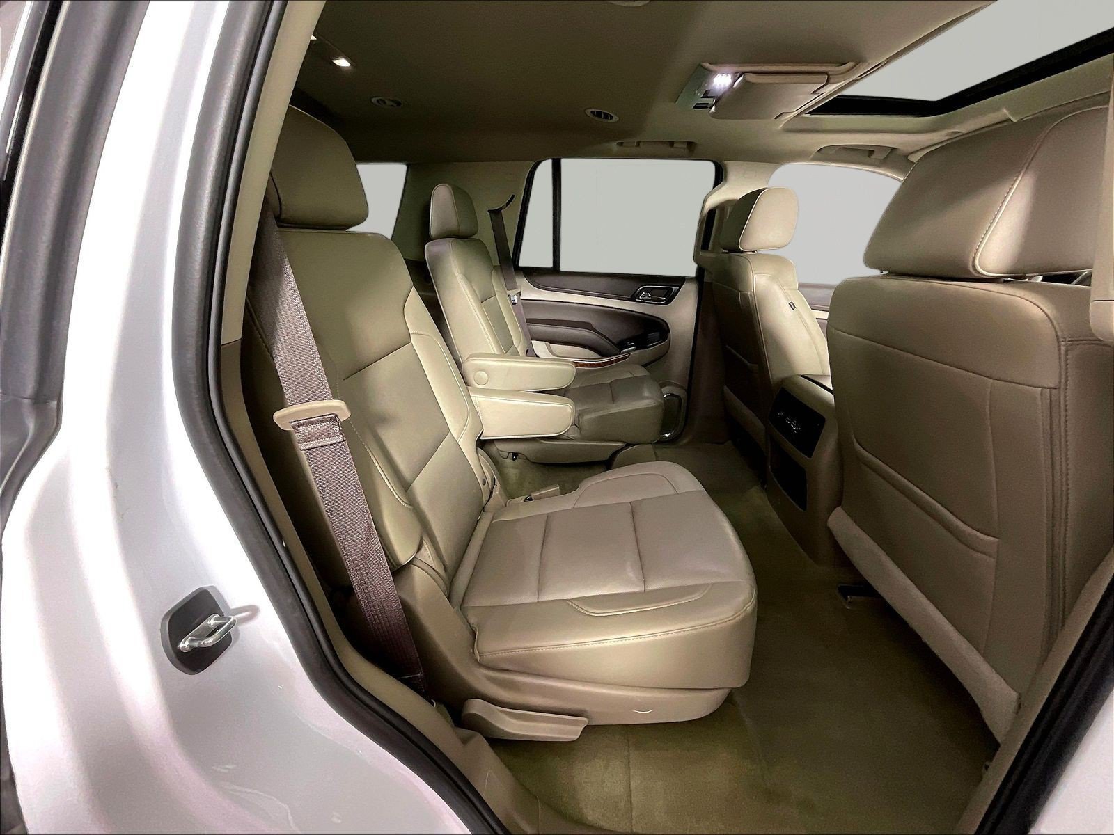 Used 2019 Chevrolet Tahoe Premier AWD/4WD image 25