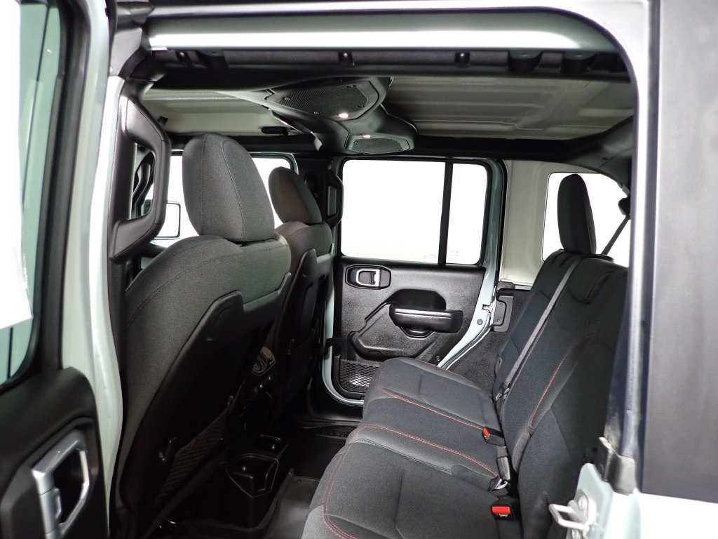 Used 2024 Jeep Wrangler Unlimited Rubicon AWD/4WD image 33