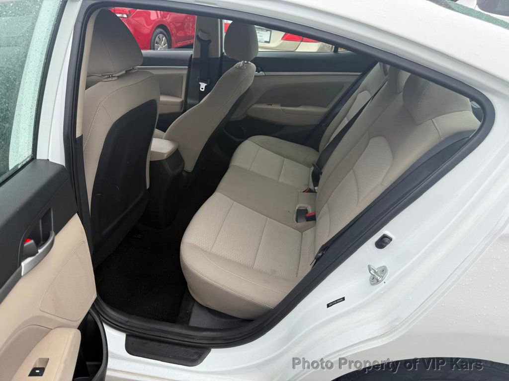 Used 2019 Hyundai Elantra SEL image 10