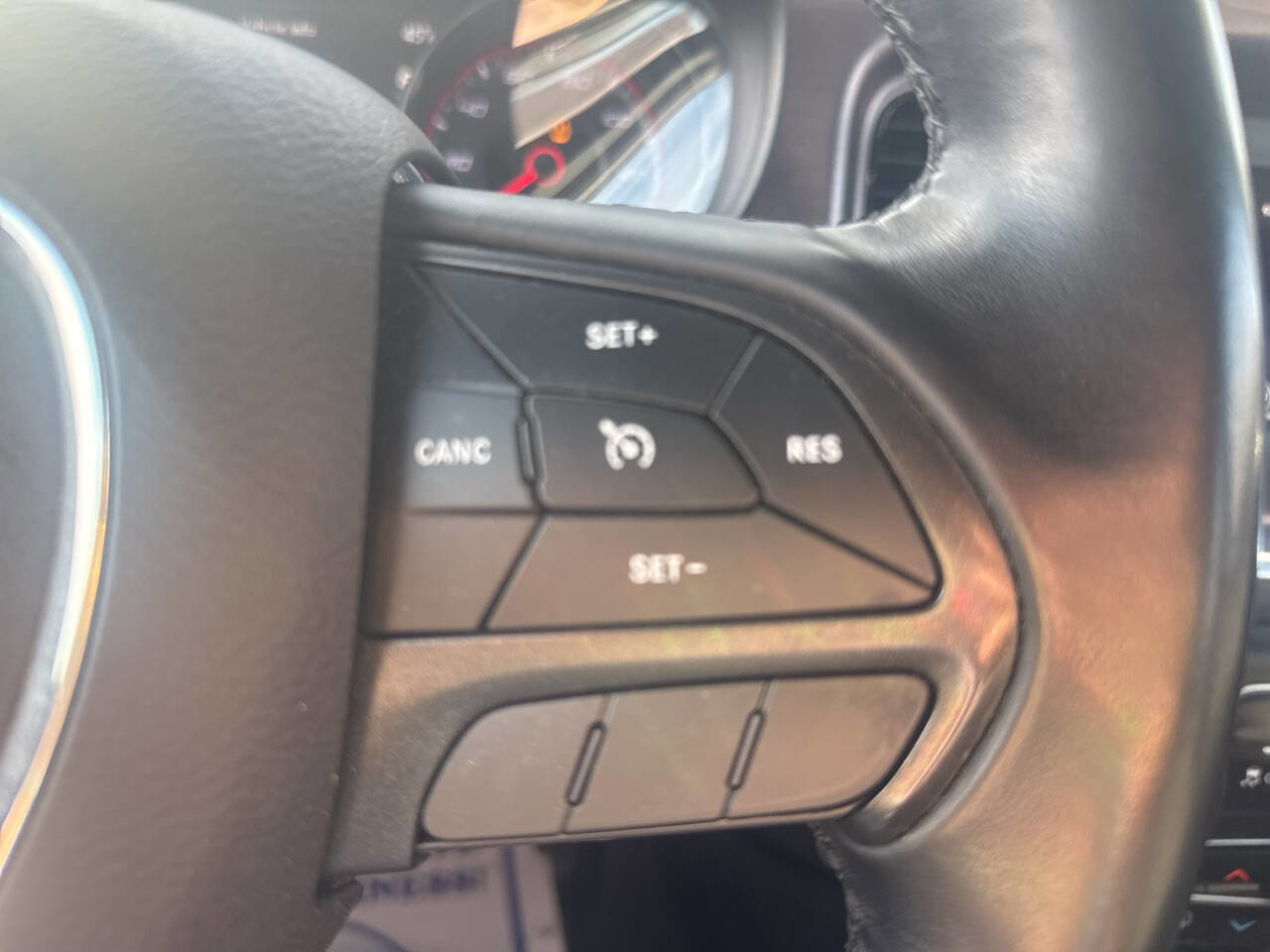 Used 2018 Dodge Charger SXT w/ Blacktop Package image 27