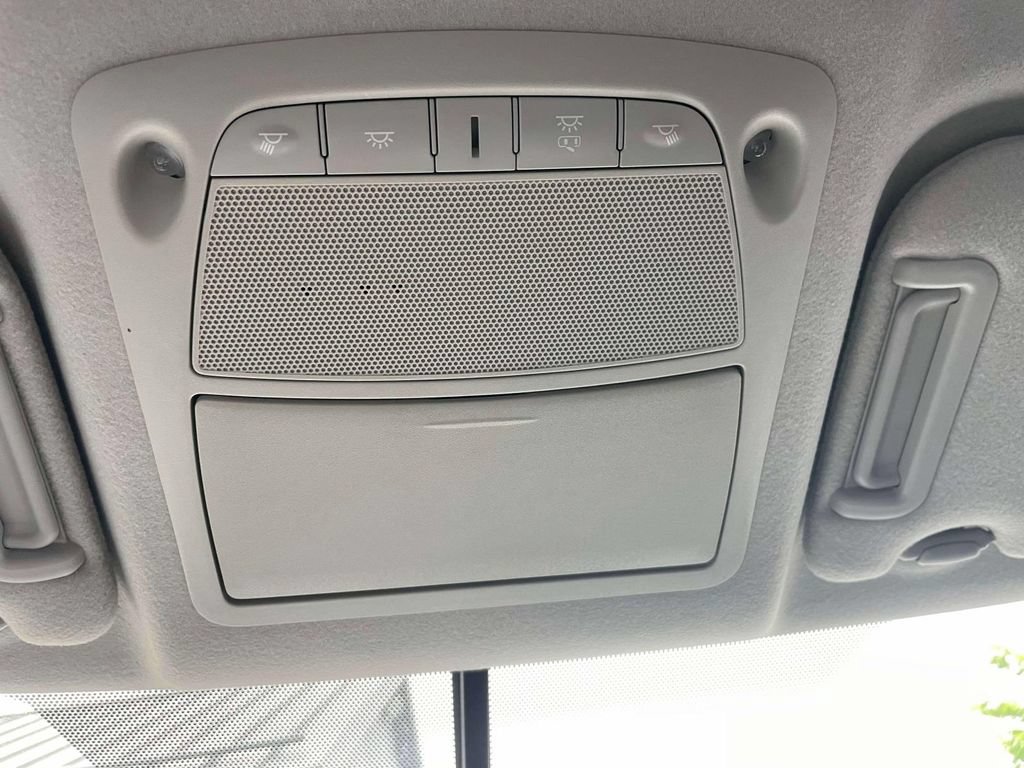 Used 2016 Nissan Leaf SV w/ Premium Package FWD image 29