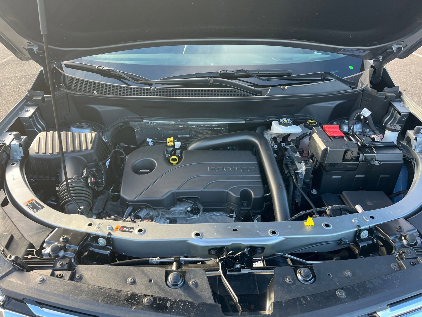 Used 2025 Chevrolet Equinox LT image 31