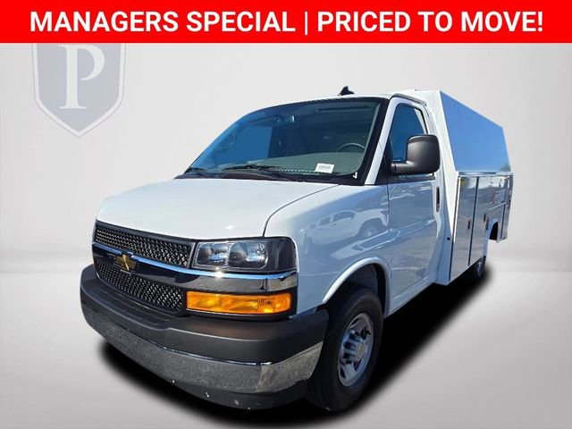 New 2025 Chevrolet Express 3500 w/ Power Convenience Package RWD image 12