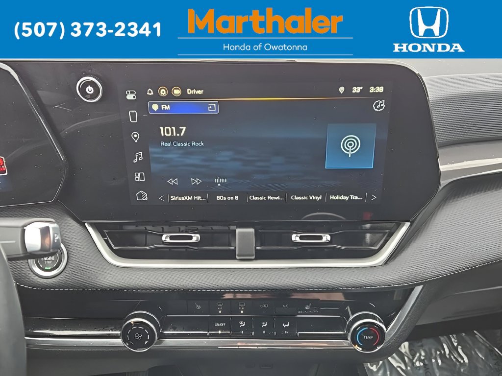 Used 2025 Chevrolet Equinox LT AWD/4WD image 23