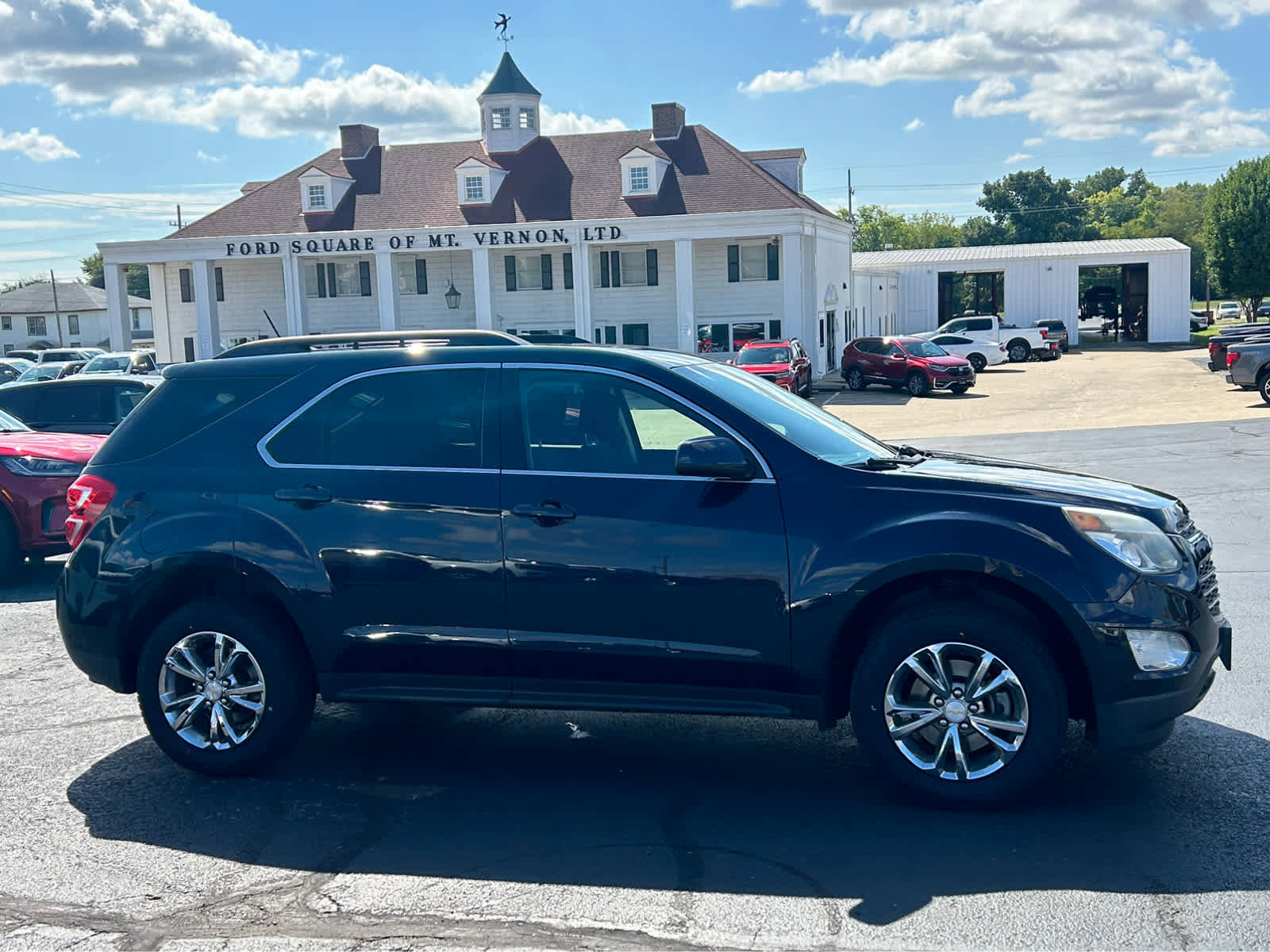 Used 2016 Chevrolet Equinox LT w/ Convenience Package image 4