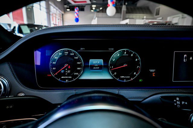 Used 2019 Mercedes-Benz S 63 AMG S 4MATIC Sedan image 39