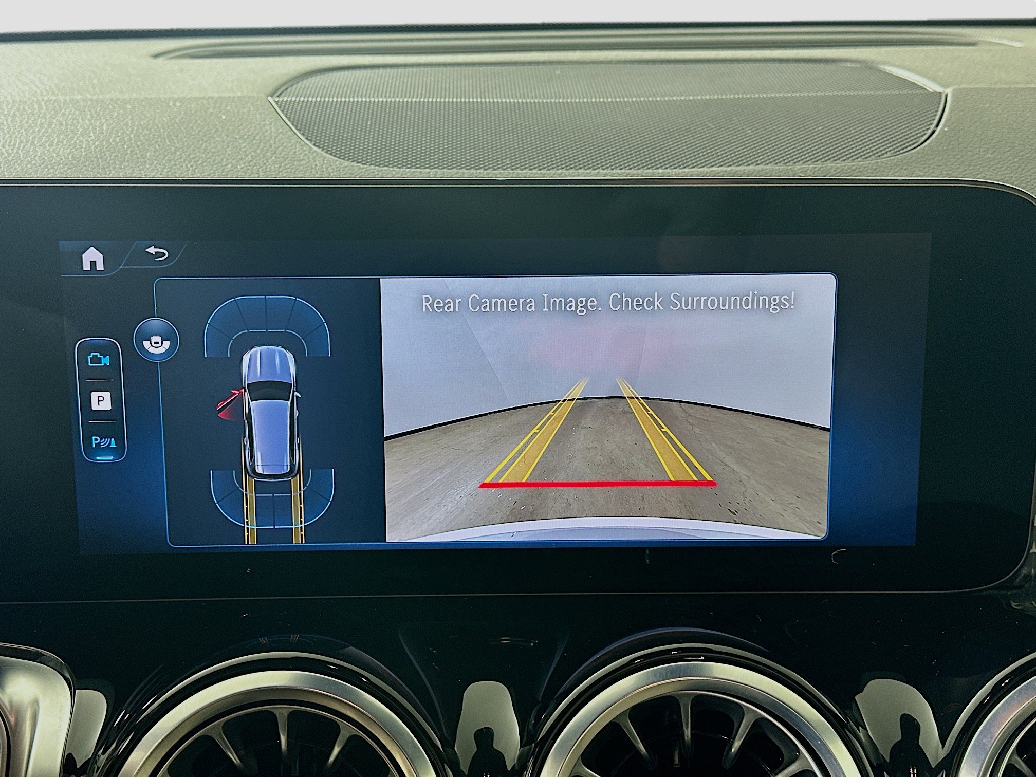 Certified 2025 Mercedes-Benz GLB 250 4MATIC image 18