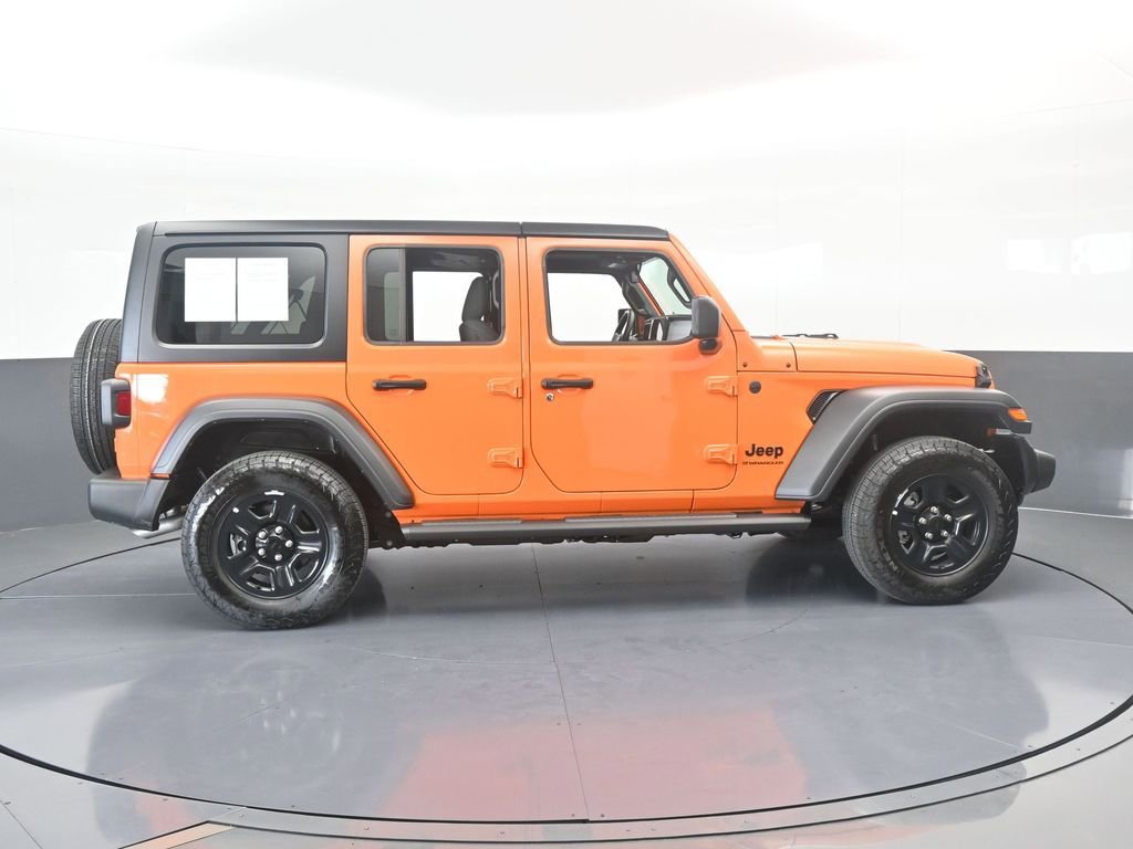 Used 2025 Jeep Wrangler Sport image 7