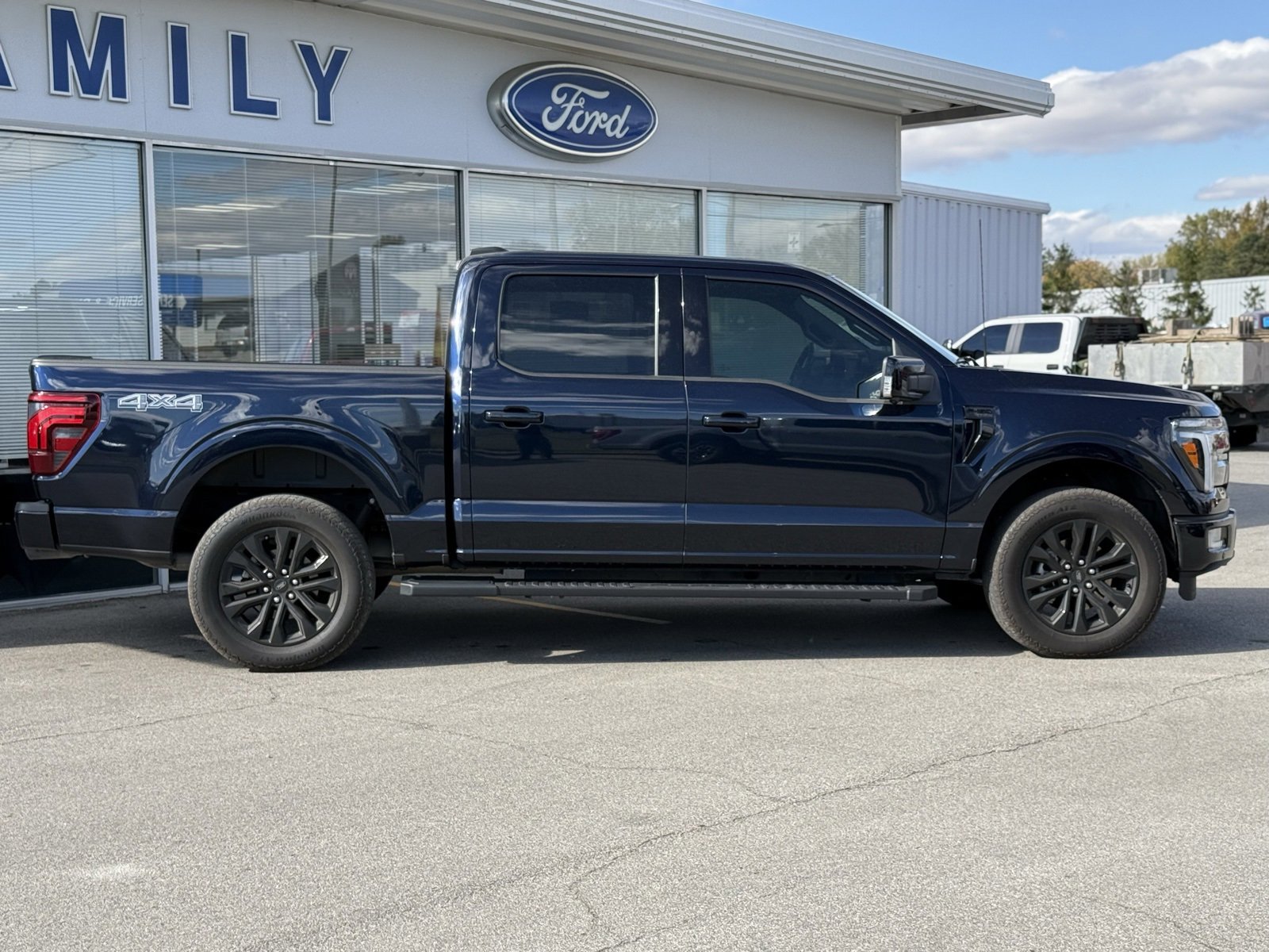 Used 2024 Ford F150 Lariat w/ Equipment Group 502A High image 6