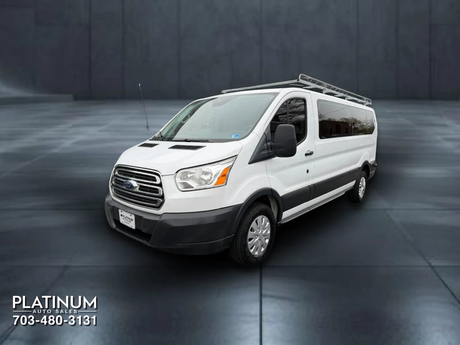 Used 2018 Ford Transit 350 XLT RWD image 7