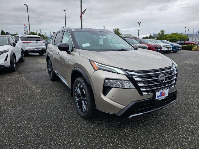 New 2025 Nissan Rogue Platinum w/ Tech Package